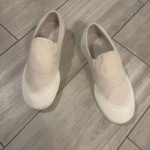 Woman’s Adidas “Nizza” canvas slide in sneakers size 7.5 wore twice